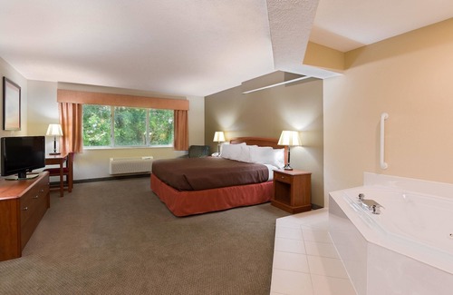 Republic Hotel | AmericInn by Wyndham Republic