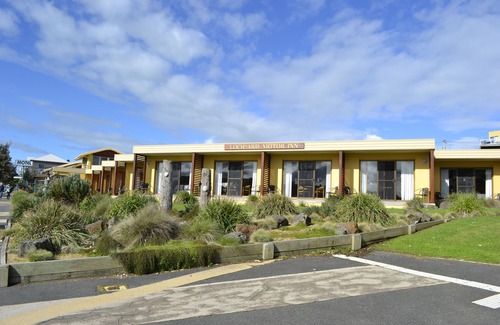Port Campbell Hotel | Loch Ard Motor Inn