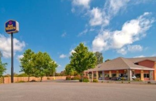 Corning Hotel | Best Western Plus Corning Inn