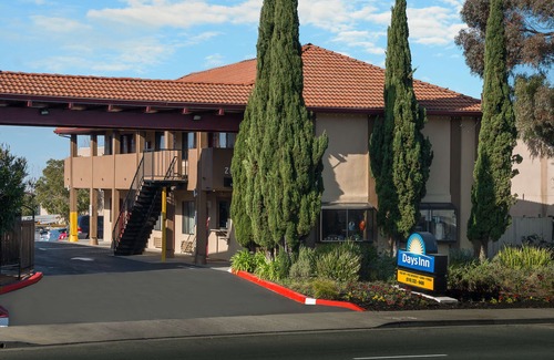 Pinole Hotel | Days Inn by Wyndham Pinole Berkeley