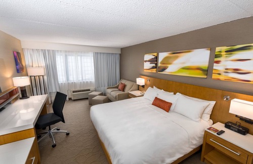 Utica Hotel | Delta Hotels by Marriott Utica