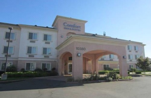 Galt Hotel | Comfort Inn & Suites Galt – Lodi North