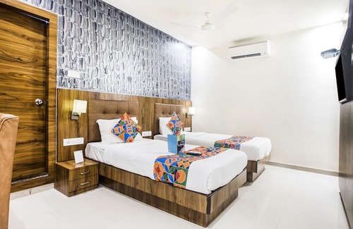 Sakinaka Hotel | FabHotel Amour Andheri East