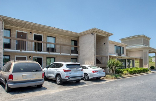 Kannapolis Hotel | OYO Hotel Kannapolis