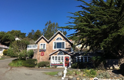 Jenner Hotel | Jenner Inn