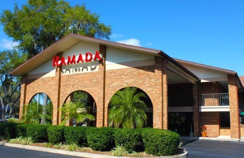 Temple Terrace Hotel | Ramada by Wyndham Temple Terrace/Tampa North