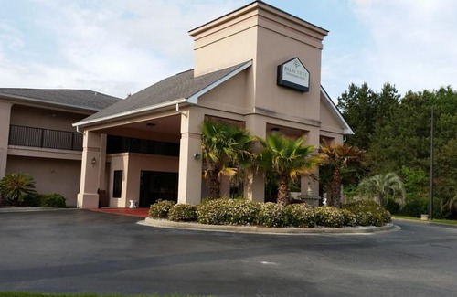 Port Wentworth Hotel | Travelodge by Wyndham Port Wentworth Savannah Area