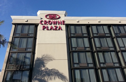 Costa Mesa Hotel | Crowne Plaza Costa Mesa Orange County, an Ihg Hotel