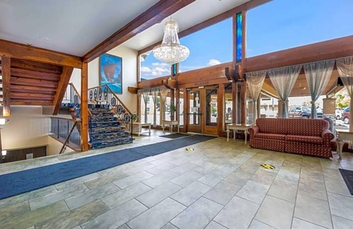 Rockford Hotel | 2-Star Hotel ∙ Rodeway Inn