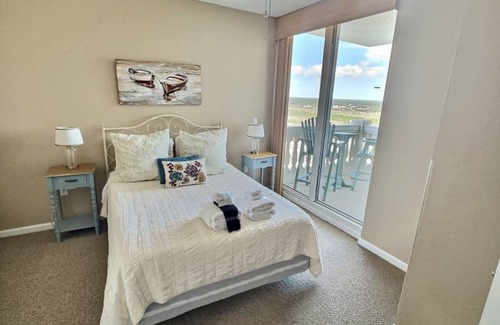 Gulf Shores Condo | Colonnades 2003
