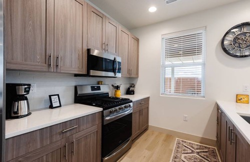 Santa Clara House | Santa Clara Base Camp New Home with Private Hot Tub!