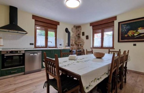 Riano House | 270 m² House ∙ 1 bedroom ∙ 8 guests