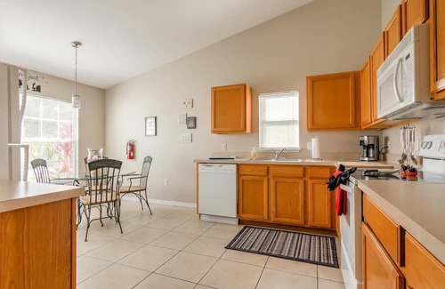 Clear Creek House | Amanda's Cozy Clear Creek Vacation Home