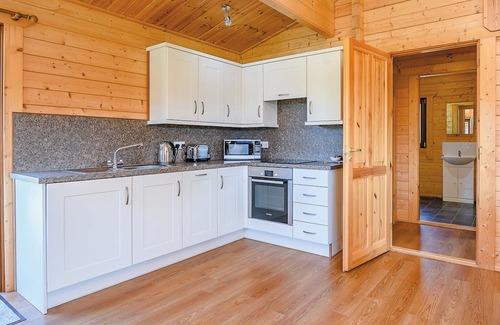 Wenhaston Cabin | 1 bedroom accommodation in Wenhaston, Halesworth