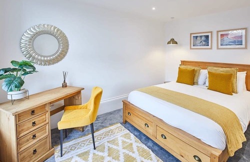 Saltburn-by-the-Sea Apartment | Host & Stay | The Seaside Escape