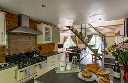 Farley Cabin | 4 bedroom accommodation in Oakamoor