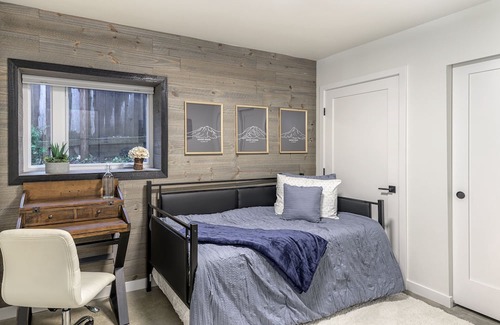 Old Ballard House | Modern Industrial Home in Ballard, Walk Score 95 to Ballard Downtown!