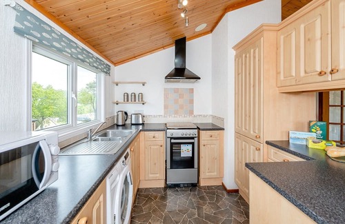 Bridport Cabin | 3 bedroom accommodation in Charmouth