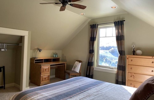 Selah House | Lookout View Suite-Private LV, Bdrm, Bath in Family Home