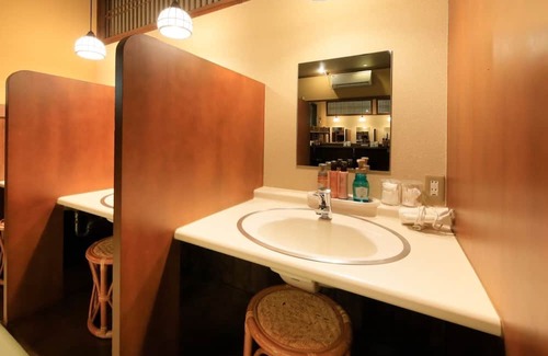 Kaminoyama House | Standard Shunsai Japanese Kaiseki Plan Renovate / Kaminoyama Yamagata