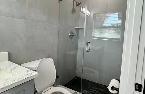 Disston Heights Apartment | Luxx endless comfort