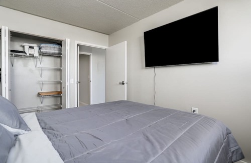 Detroit Apartment | Sleek Downtown Detroit Stay with City Flair