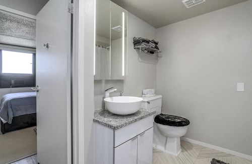 Detroit Apartment | Sleek Downtown Detroit Stay with City Flair