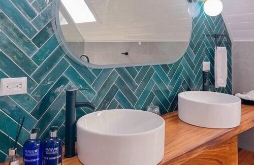 Monteverde Cabin | A-frame in the forest + Deck + Hot tub+ Fire place