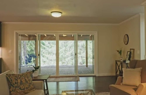 Cedar Ridge House | Spacious home in the Sierra foothills just minutes to downtown, hiking, skiing.