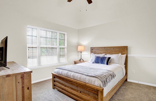 Frisco House | Westside Contemporary 3Bd/2B near Toyota Stadium/ The Star / PGA
