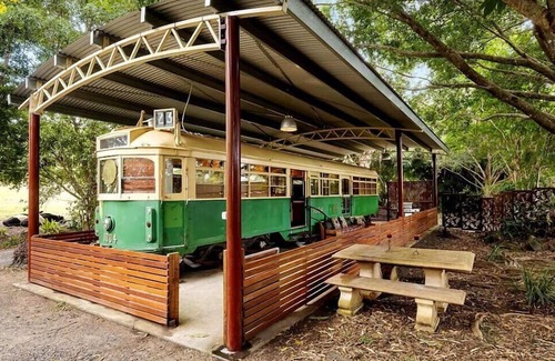 Cooran Cottage | The Melbourne Tram- Noosa Hinterland Farm Stay & Nature Retreat