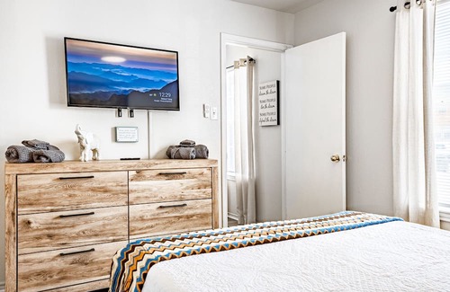Killeen Apartment | Extended Stay Perfection: Discover Our Chic 2BR Relaxing Stay