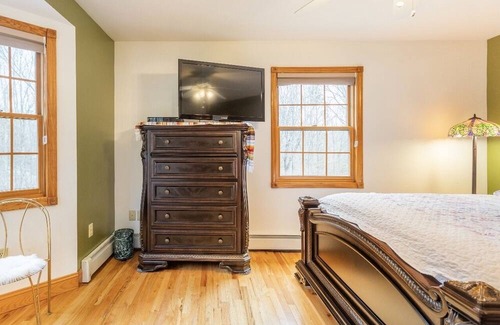 Monroe Apartment | Villa Verde B&B, Greenwood Lake NY, 1