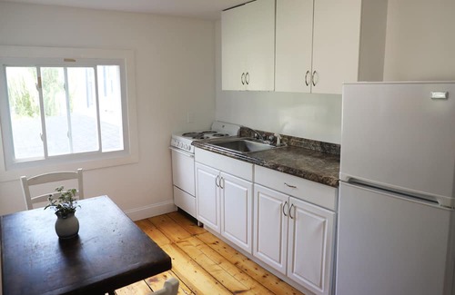 Palenville Apartment | Leaf Peeping Apartment in the Kaaterskill Clove