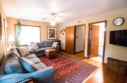 Dayton House | CLASSIC RANCH...PERFECT FOR FAMILY GATHERING