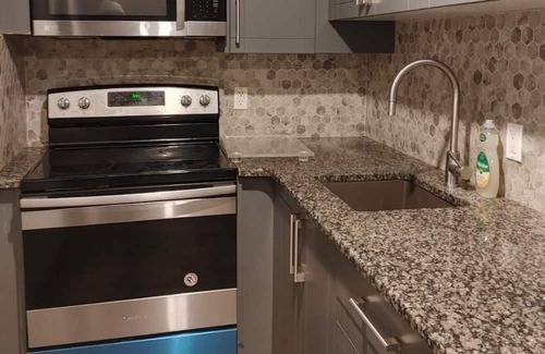 Evanston House | Adorable quite great 2-bedroom space