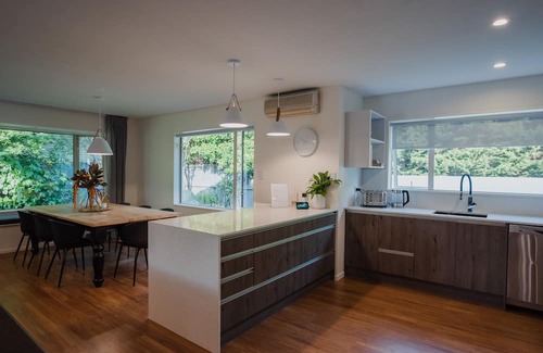Halswell House | Hidden Gem of Christchurch (18mins from the Airport)