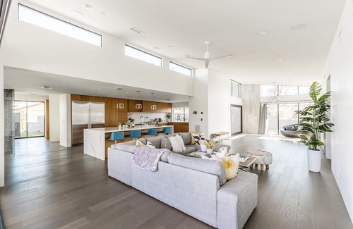 South Scottsdale House | L.A. MEETS SCOTTSDALE! - SEXY AND SLEEK ESCAPE!