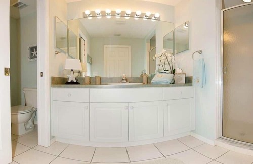 Pelican House | VILLA SUNSET KISS SW DREAMLESS BEAUTIFUL ON CHANNEL CROSSING WITH SEA ACCESS *****