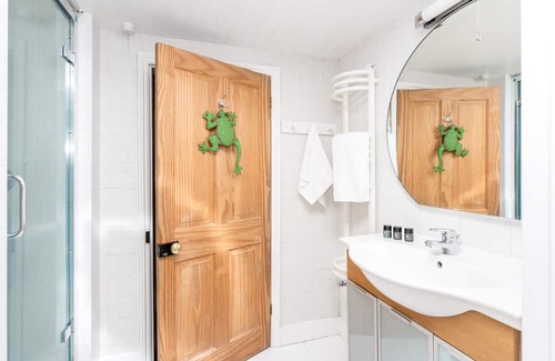 Cambridge City Centre House | The Modern Classic - Contemporary & Elegant 3BDR Home