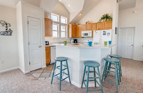 Rodanthe House | Semi-Oceanfront - Dog Friendly, Pool, Hot Tub, Game and Media Rooms