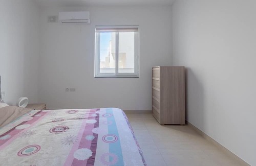 Zejtun Apartment | Fully Air-Conditioned 2 Bedroom, 2nd Floor Apartment.
