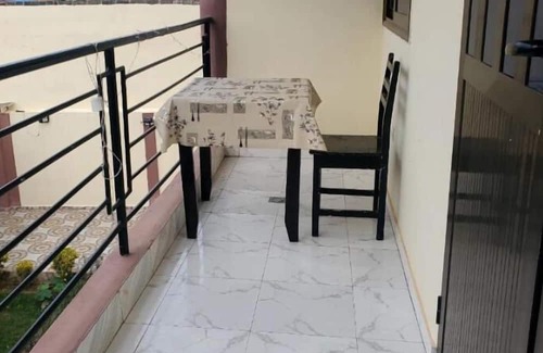 Porto-Novo Apartment | Edelweiss