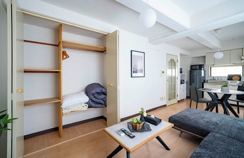 Nakajimakoen Apartment | LUMORA