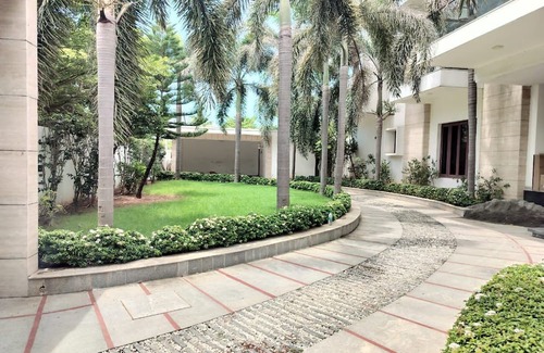 Injambakkam Villa | Truliv Villa Nova