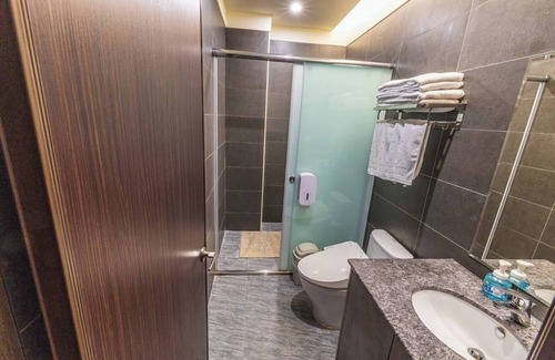 Longtan District Hotel | Chuanfu Shimen Hotel
