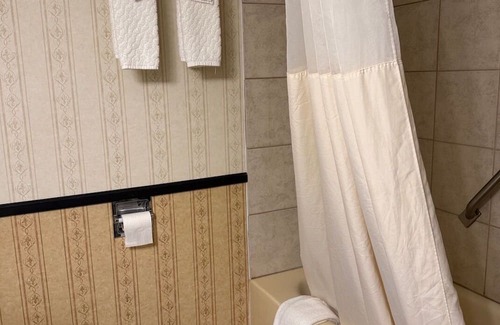 Watertown Hotel | Travel Inn