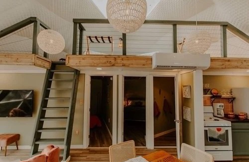 Cosby House | Slate Crossing Creekside Dome