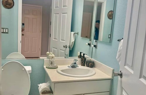 Bayshore Heights House | Large and Cozy Home 2BD 2BA Near SF