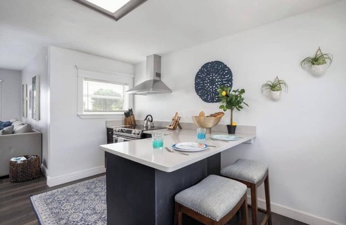 Varnum Park House | Romantic Cottage